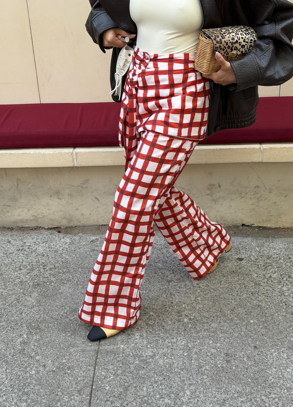 Pantalón Fonda Rojo + Sobrepuesto Fonda Rojo